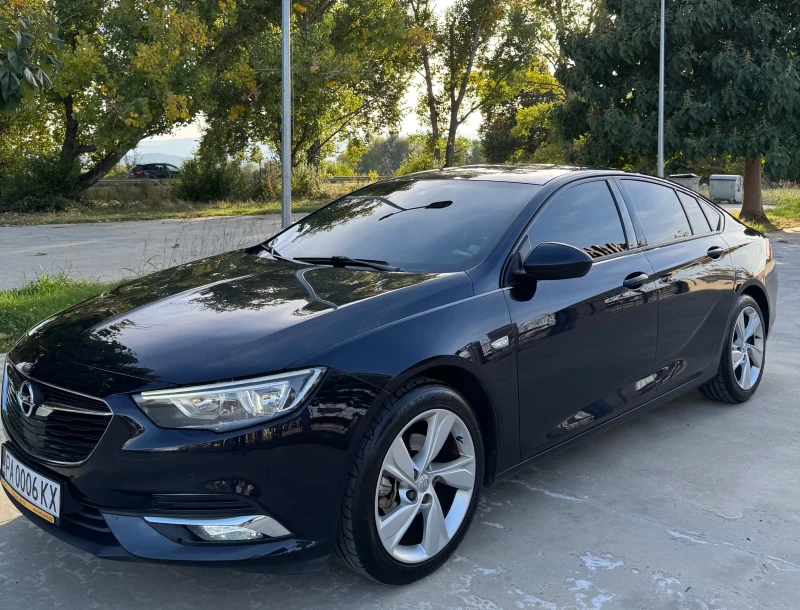 Opel Insignia Grand Sport B Automatic в Автомобили и джипове в гр. Пловдив