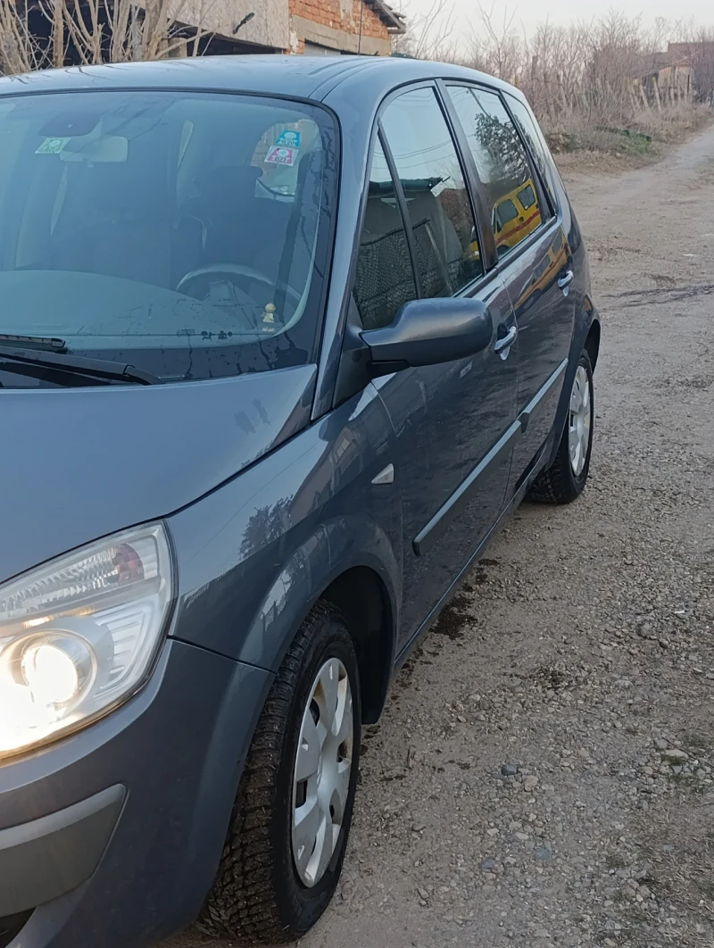 Renault Scenic, снимка 4 - Автомобили и джипове - 49046400