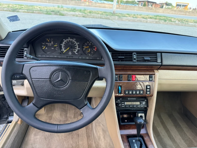 Mercedes-Benz E 400 V8, снимка 6 - Автомобили и джипове - 49261451