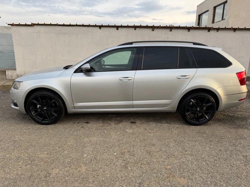 Skoda Octavia 1.6 TDI * DSG* NAVI* , снимка 8 - Автомобили и джипове - 49305551