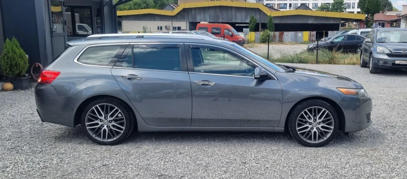 Honda Accord 2.0 i-VTEC Навигация!Камера!, снимка 4 - Автомобили и джипове - 51192905