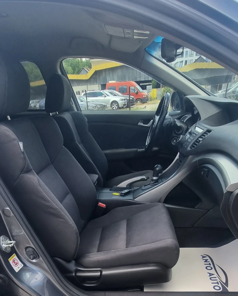 Honda Accord 2.0 i-VTEC Навигация!Камера!, снимка 10 - Автомобили и джипове - 51192905