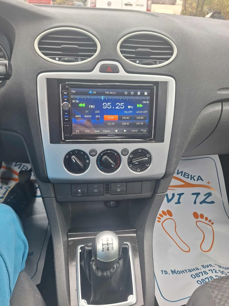 Ford Focus 1.6i klima, снимка 12 - Автомобили и джипове - 52340791