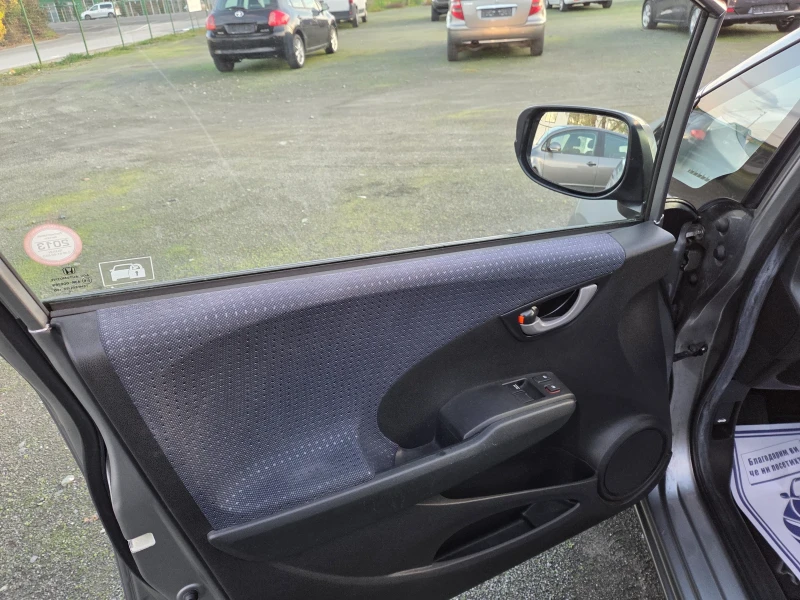 Honda Jazz 1, 3VVTI90k.s.120800kmFACEEU5, снимка 11 - Автомобили и джипове - 52482629