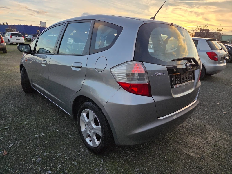 Honda Jazz 1, 3VVTI90k.s.120800kmFACEEU5, снимка 6 - Автомобили и джипове - 52482629