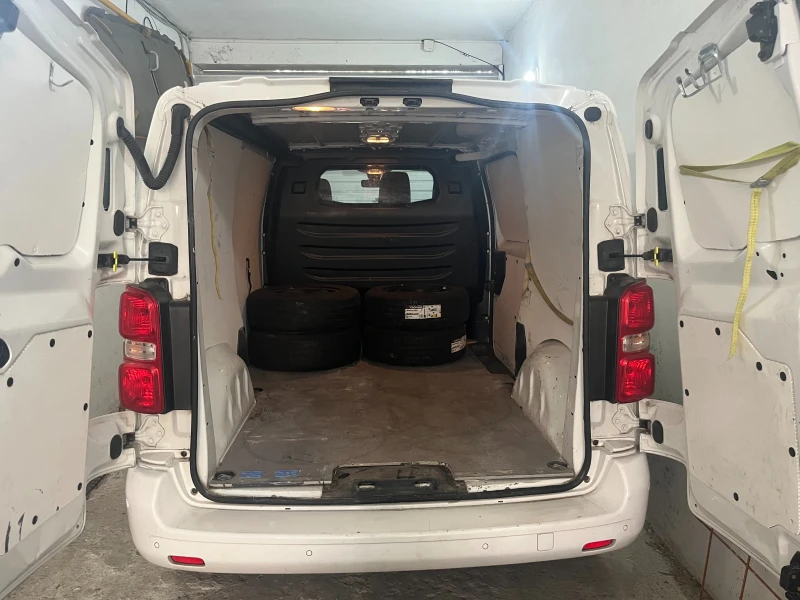 Peugeot Expert, снимка 9 - Автомобили и джипове - 52630570