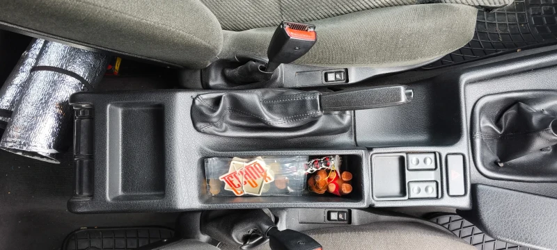 BMW 518, снимка 15 - Автомобили и джипове - 53120310