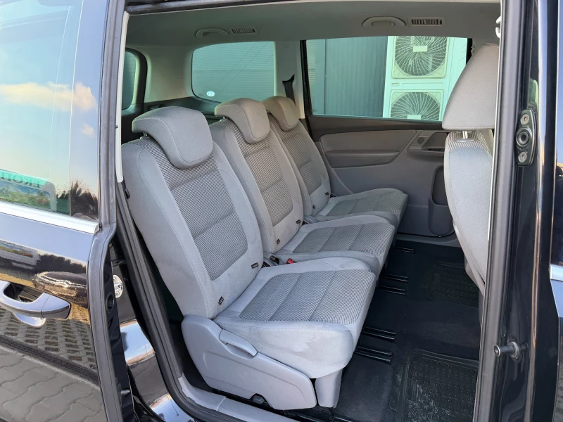 VW Sharan 2.0TDI, 140к.6-скорости, Нов внос, , , снимка 12 - Автомобили и джипове - 53142432