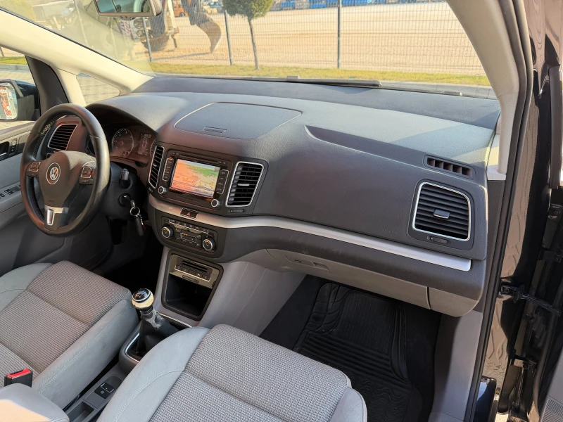 VW Sharan 2.0TDI, 140к.6-скорости, Нов внос, , , снимка 2 - Автомобили и джипове - 53142432