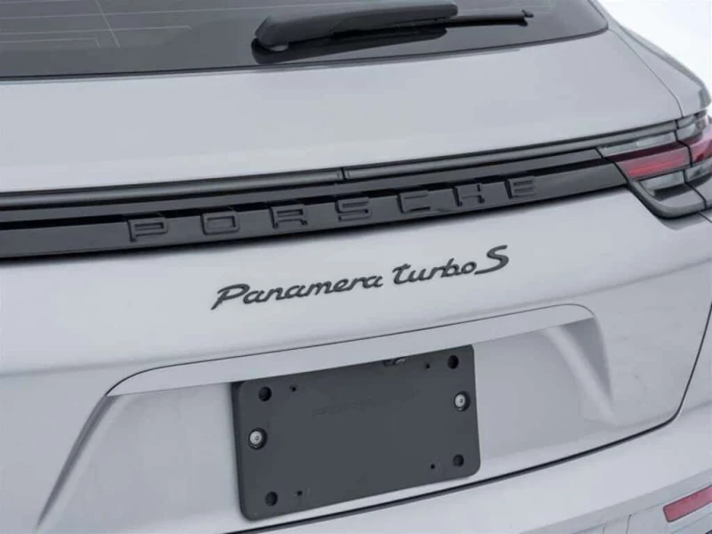 Porsche Panamera * AWD| Low Km| Clean CarFax| Premium Pkg Plus| Spo, снимка 9 - Автомобили и джипове - 53510898