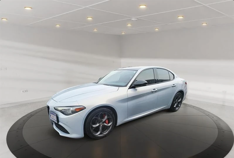 Alfa Romeo Giulia Ti Sport, снимка 3 - Автомобили и джипове - 55121824