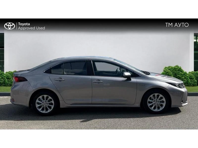 Toyota Corolla SDN 1.8HSD EXECUTIVE MY21, снимка 17 - Автомобили и джипове - 55347437