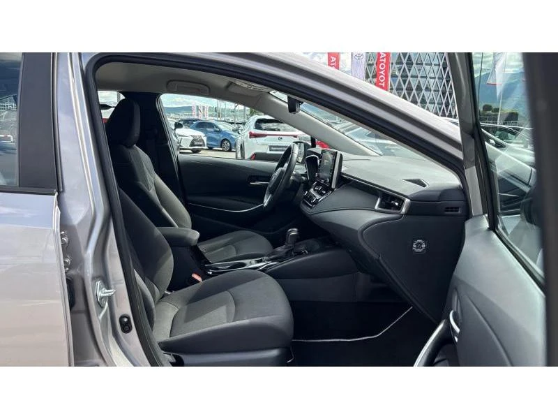 Toyota Corolla SDN 1.8HSD EXECUTIVE MY21, снимка 6 - Автомобили и джипове - 55347437