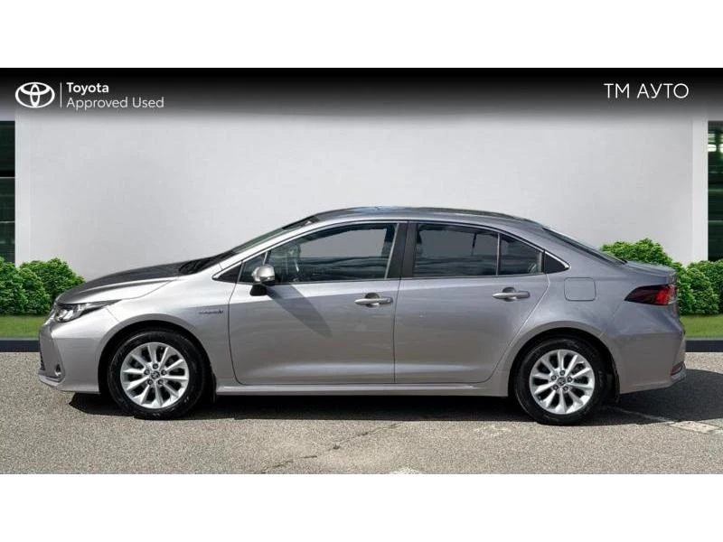 Toyota Corolla SDN 1.8HSD EXECUTIVE MY21, снимка 3 - Автомобили и джипове - 55347437