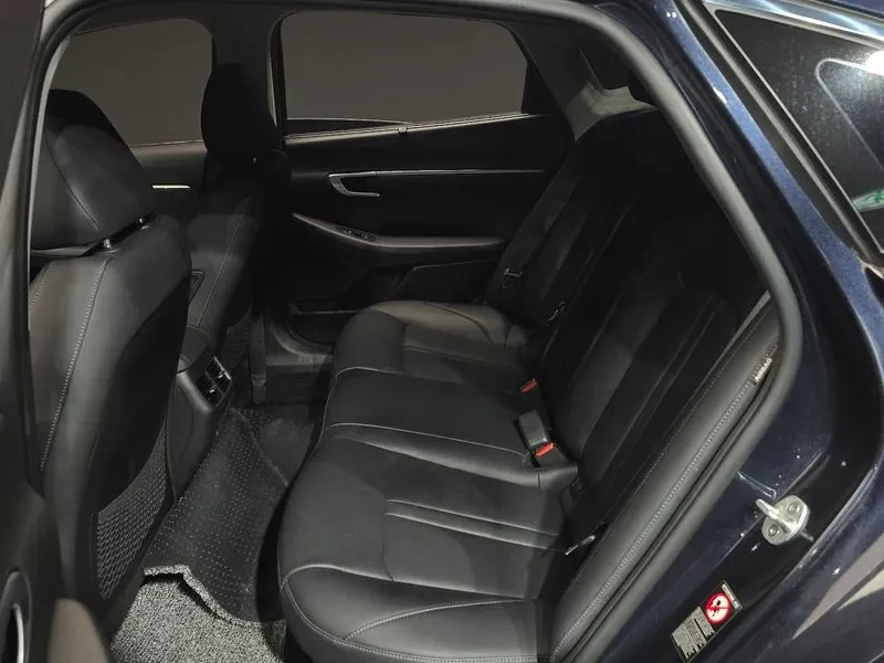 Hyundai Sonata Hybrid (Dn8) Premium Family, снимка 11 - Автомобили и джипове - 55707977