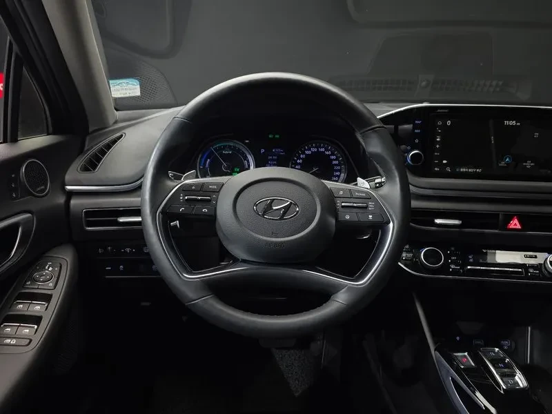 Hyundai Sonata Hybrid (Dn8) Premium Family, снимка 13 - Автомобили и джипове - 55707977