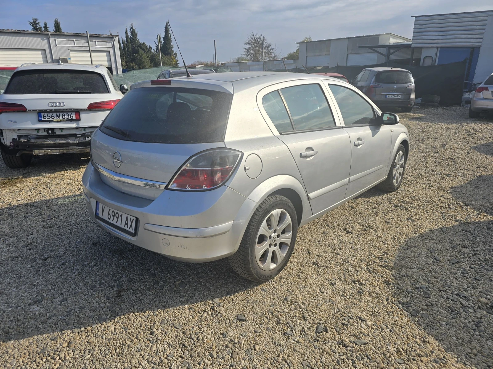 Opel Astra 1.3 JTDm - изображение 4