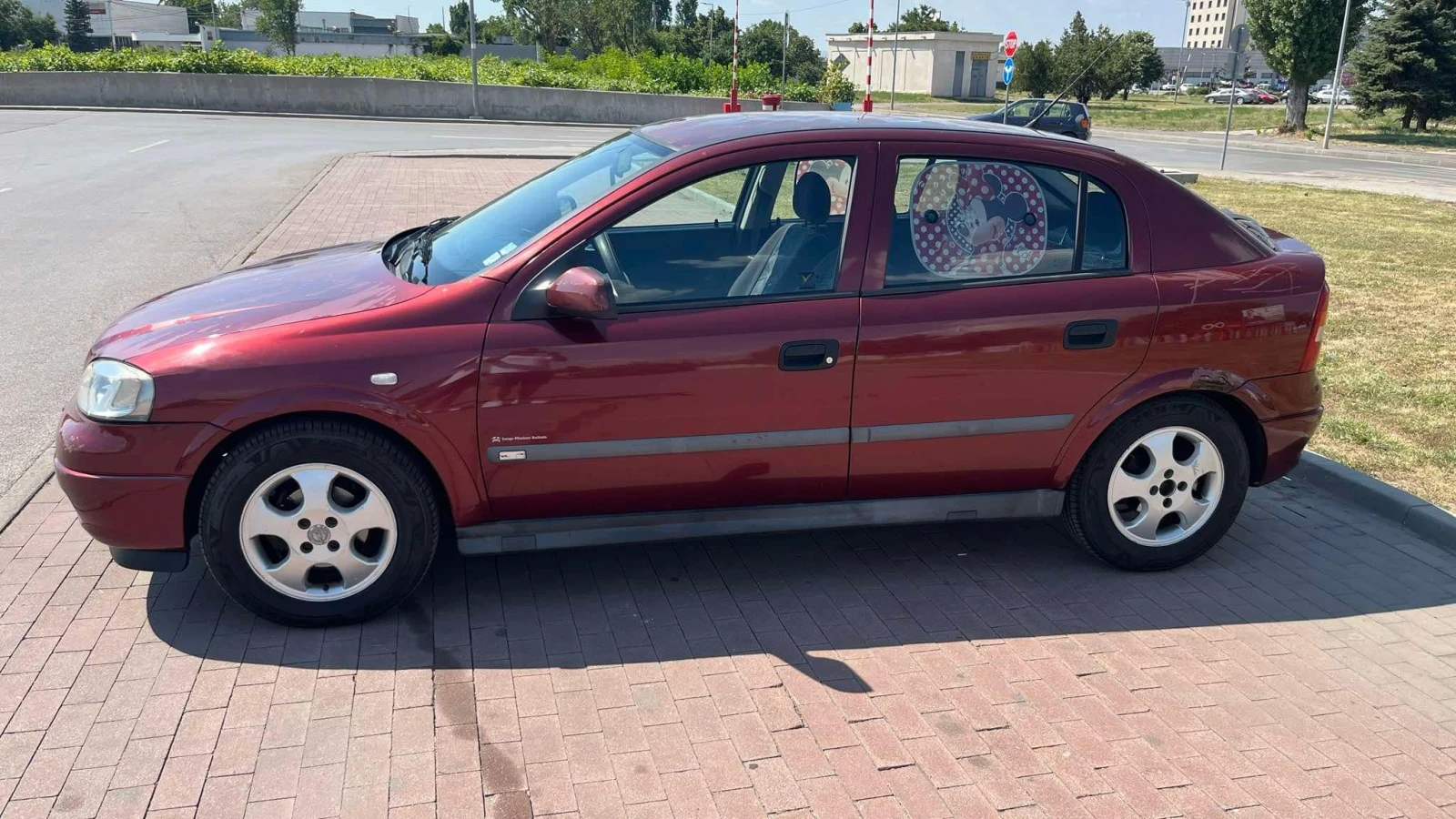 Opel Astra 1, 6/16V  16XEL - изображение 2