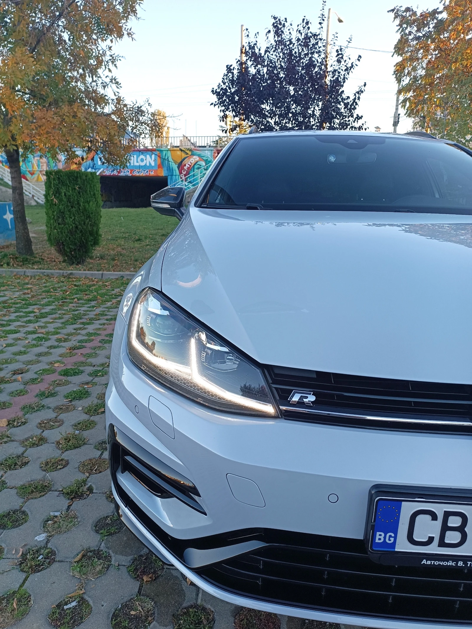 VW Golf R 2.0TSI 4MOTION - изображение 4