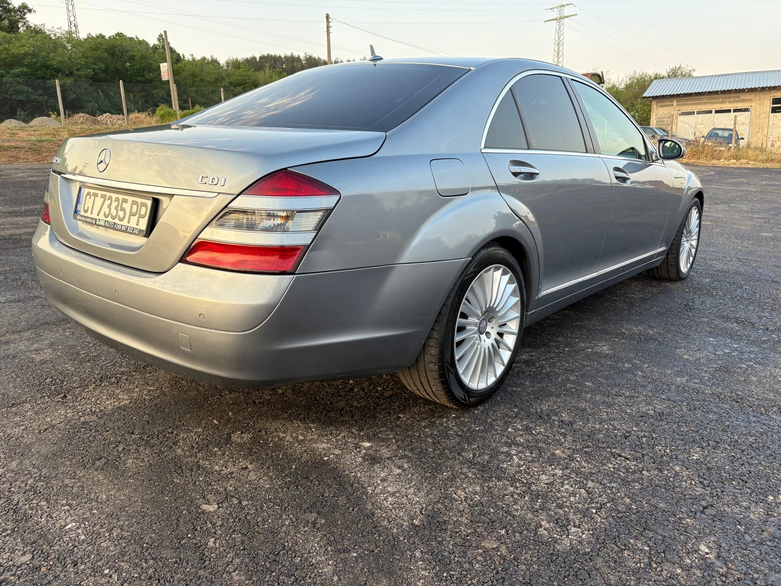 Mercedes-Benz S 320  - изображение 3