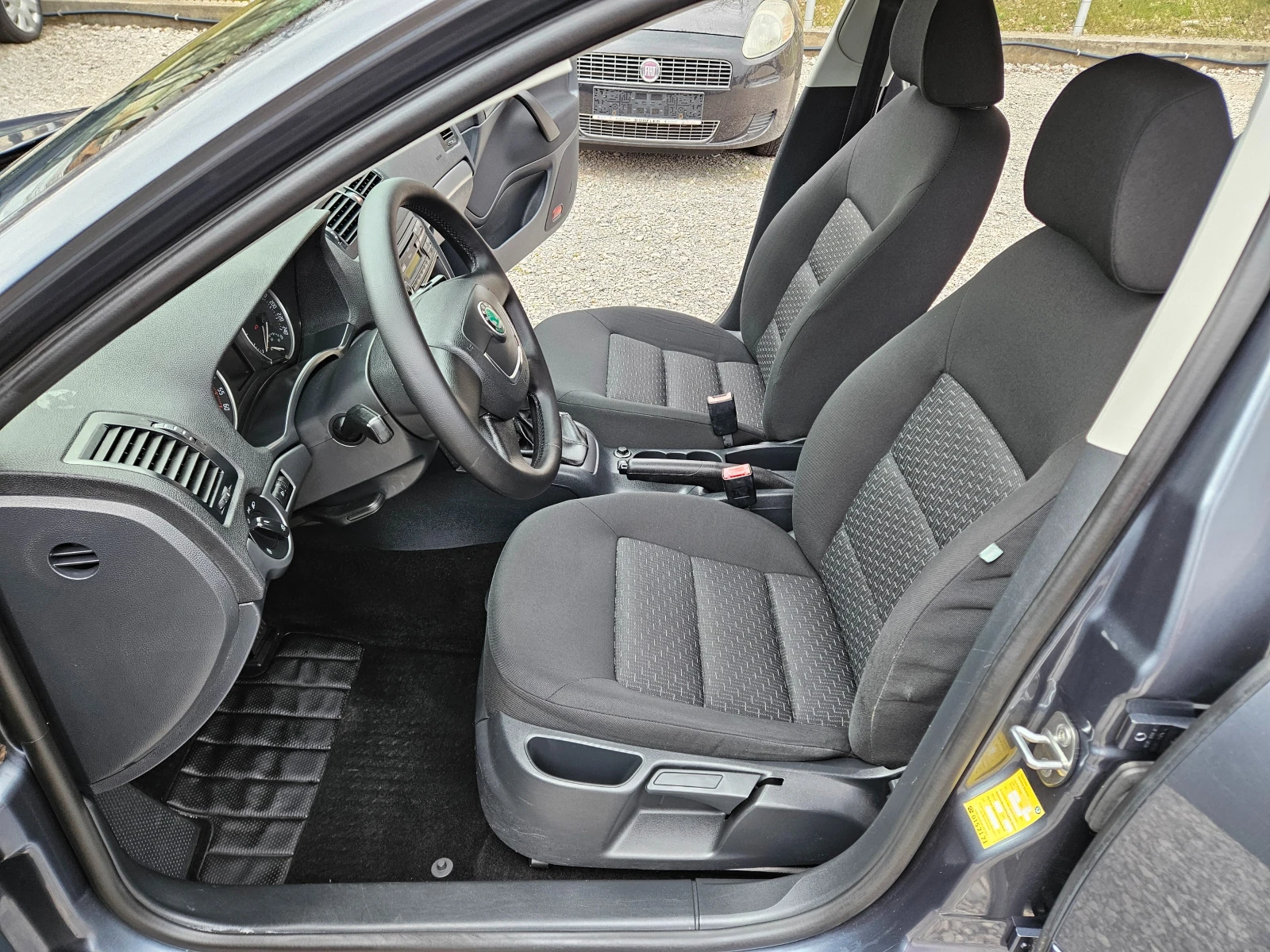 Skoda Octavia 1.9TDI 105кс. , снимка 9 - Автомобили и джипове - 53904268