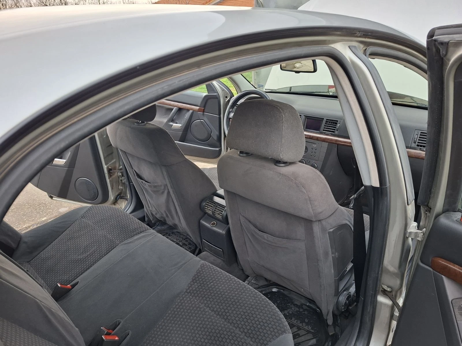 Opel Vectra 2.2, снимка 8 - Автомобили и джипове - 53951276