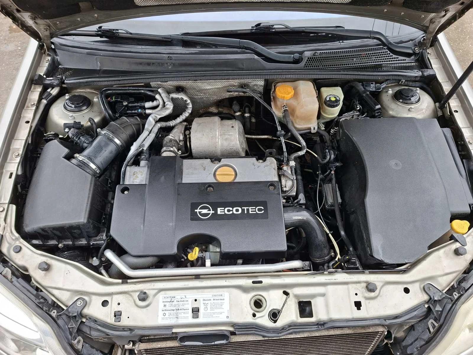 Opel Vectra 2.2, снимка 5 - Автомобили и джипове - 53951276