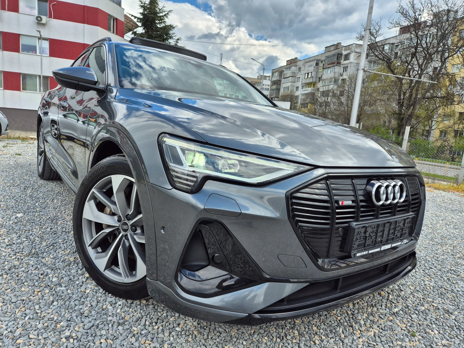 Audi E-Tron  Sportback 55 quattro S edition-PANORAMA | Mobile.bg � ����������� 3