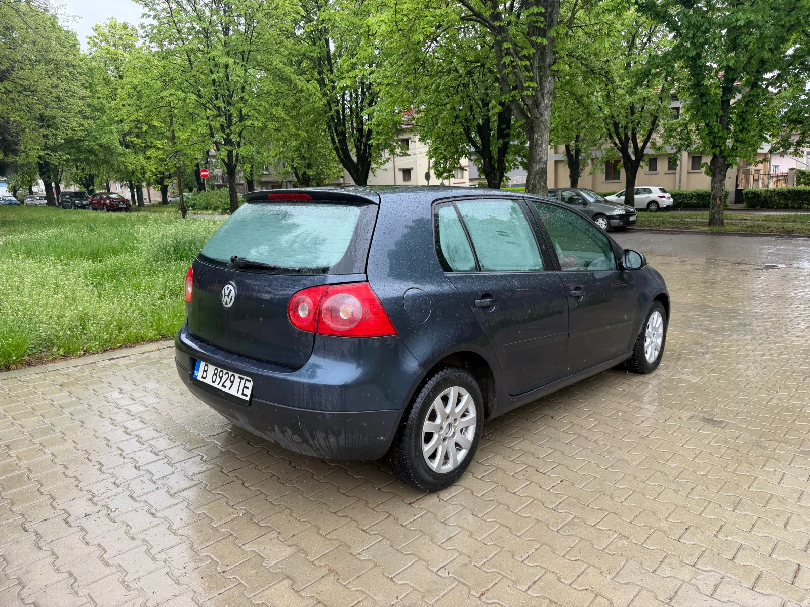 VW Golf 1.9 Автоматик, снимка 4 - Автомобили и джипове - 54370837