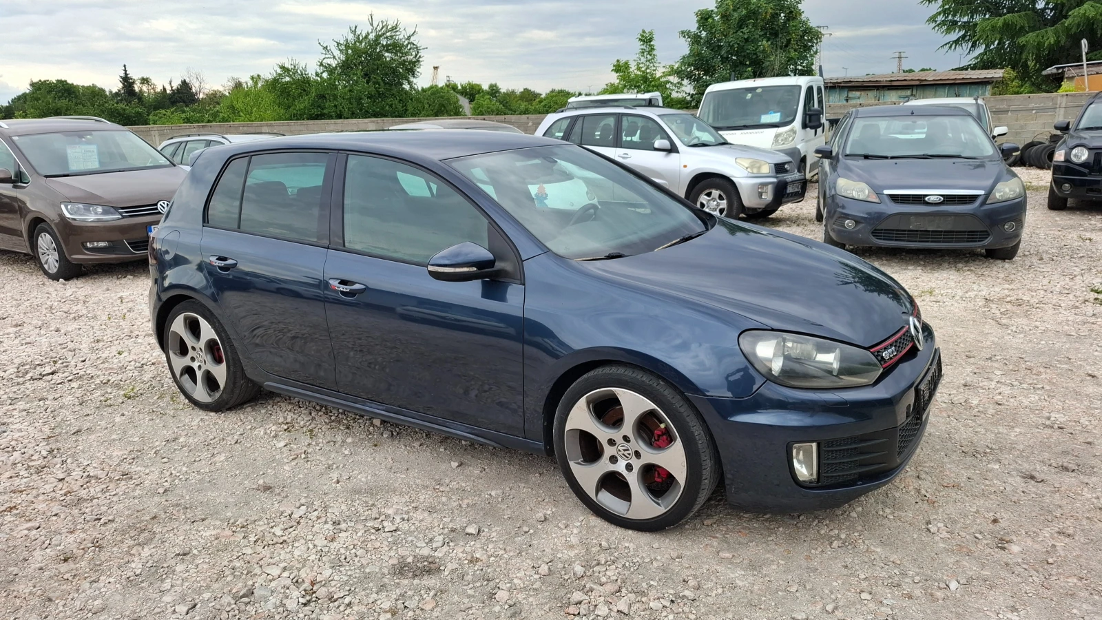 VW Golf 2.0GTI, снимка 3 - Автомобили и джипове - 54650171