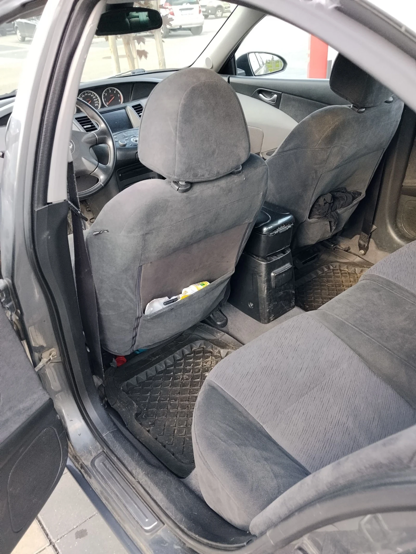 Nissan Primera 2.2DI 126кс Верига, снимка 15 - Автомобили и джипове - 54767652