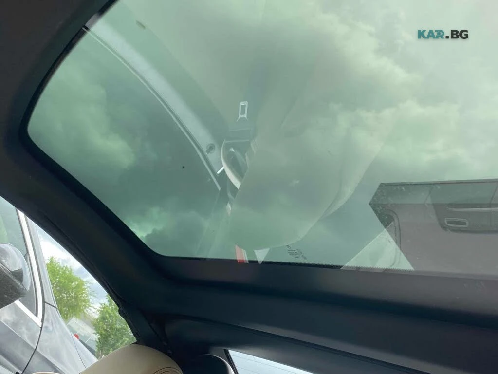 Mercedes-Benz SLC  300 RWD* АвтоКредит* (ЦЕНА ДО БГ), снимка 4 - Автомобили и джипове - 55052570