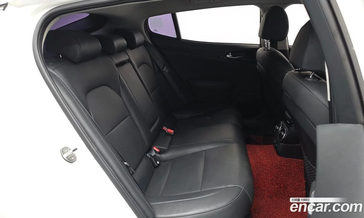 Kia Stinger 2.0 Turbo 2WD Platinum, снимка 17 - Автомобили и джипове - 55676735