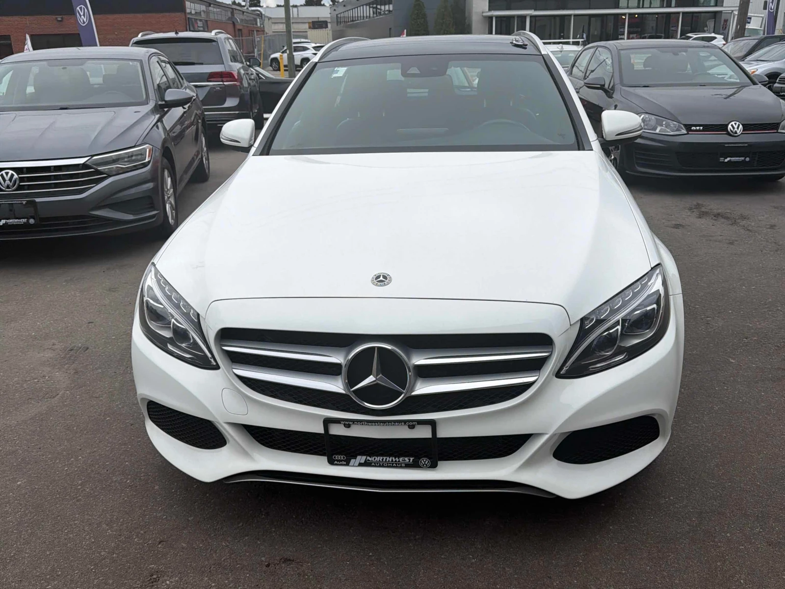 Mercedes-Benz C 300 * 4MATIC Wagon * CARFAX * ОПЦИЯ ЗА ФИНАНСИРАНЕ * , снимка 6 - Автомобили и джипове - 55800938