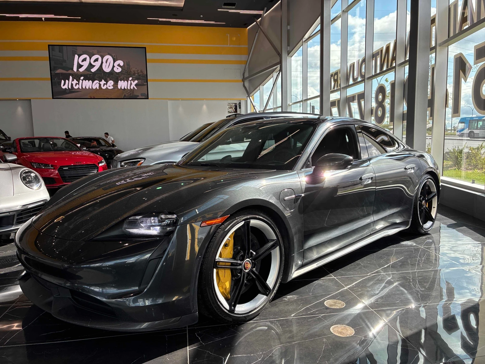Porsche Taycan * Turbo * CARFAX * ОПЦИЯ ЗА ФИНАНСИРАНЕ