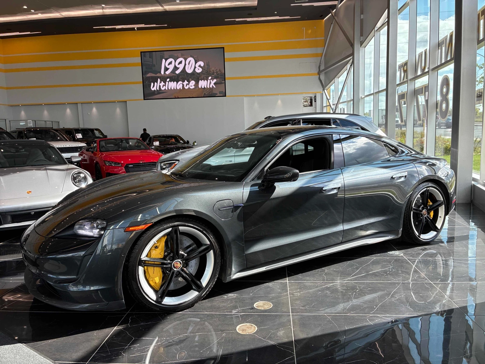 Porsche Taycan * Turbo * CARFAX * ОПЦИЯ ЗА ФИНАНСИРАНЕ, снимка 2 - Автомобили и джипове - 56127423