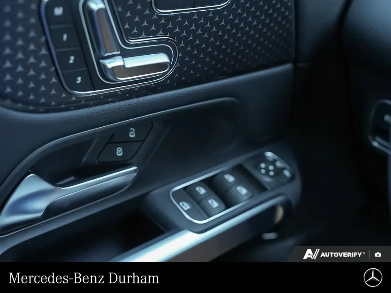 Mercedes-Benz EQB, снимка 17 - Автомобили и джипове - 56184084