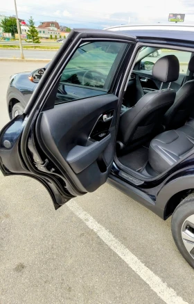 Kia Niro 65KWh EXECUTIVE LINE/SOH100%/JBL/ТЕРМОПОМПА, снимка 11