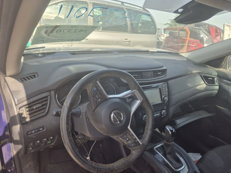 Nissan Rogue, снимка 3 - Автомобили и джипове - 44320637