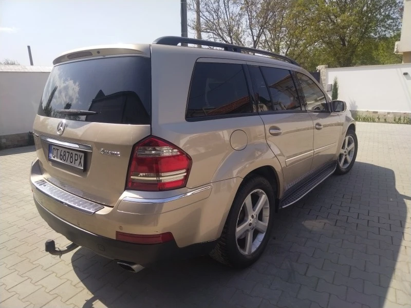 Mercedes-Benz GL 320 4MATIC, снимка 7 - Автомобили и джипове - 46044030