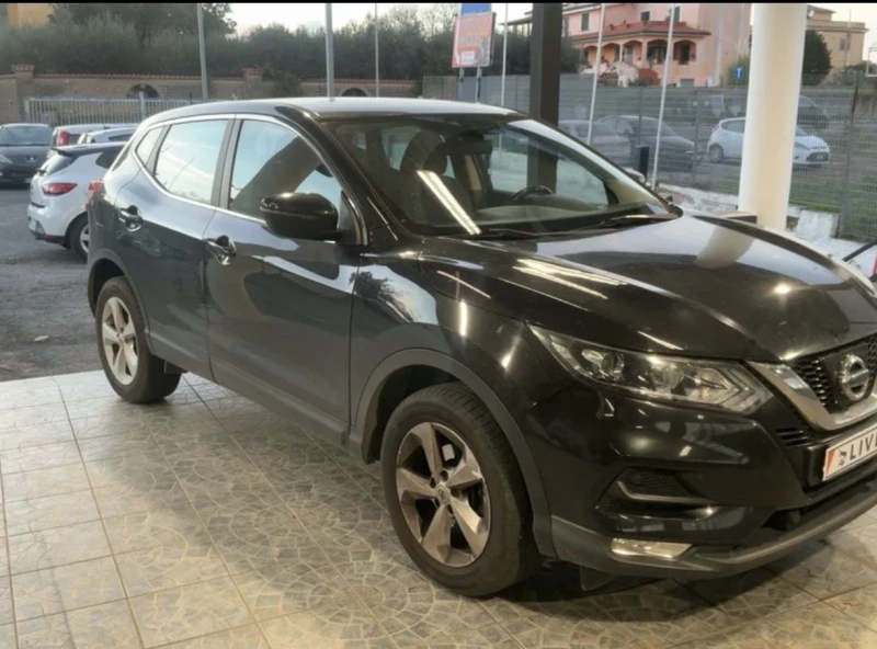 Nissan Qashqai 1.5 DCI 95000, снимка 4 - Автомобили и джипове - 53189830
