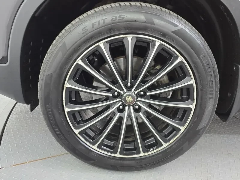 Kia Sorento 2.0 2WD, снимка 5 - Автомобили и джипове - 54264130