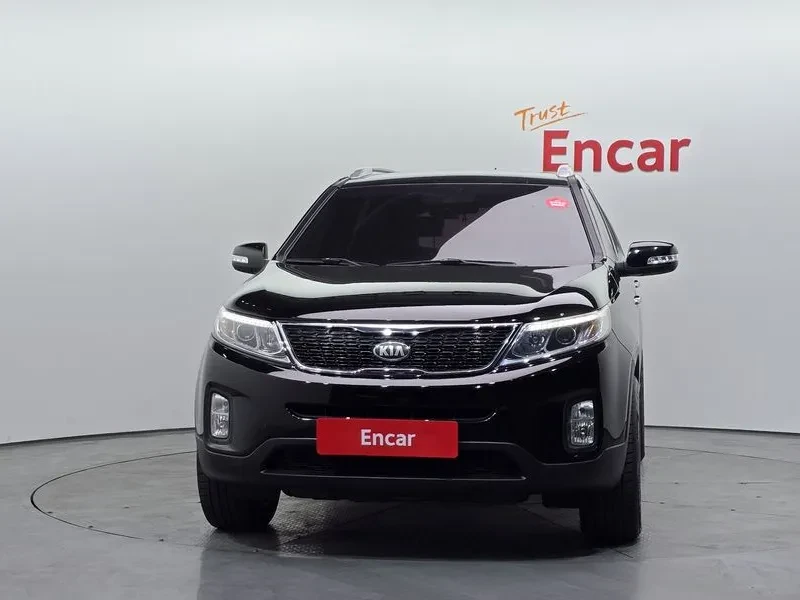 Kia Sorento 2.0 2WD, снимка 3 - Автомобили и джипове - 54264130