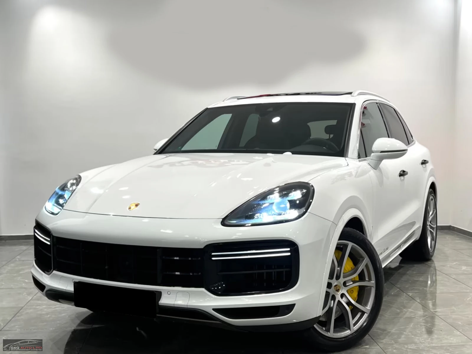 Porsche Cayenne TURBO/SPORT/549HP/CHRONO/PANO/CARPLAY/DIGITAL/412f - изображение 2