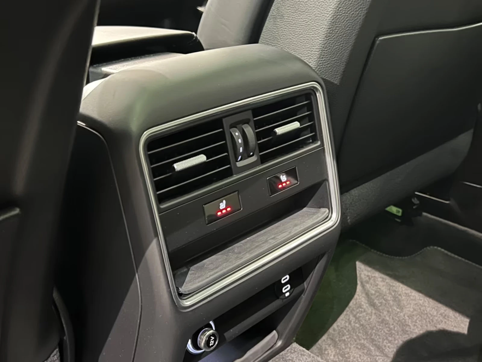 Porsche Cayenne TURBO/SPORT/549HP/CHRONO/PANO/CARPLAY/DIGITAL/412f | Mobile.bg   14