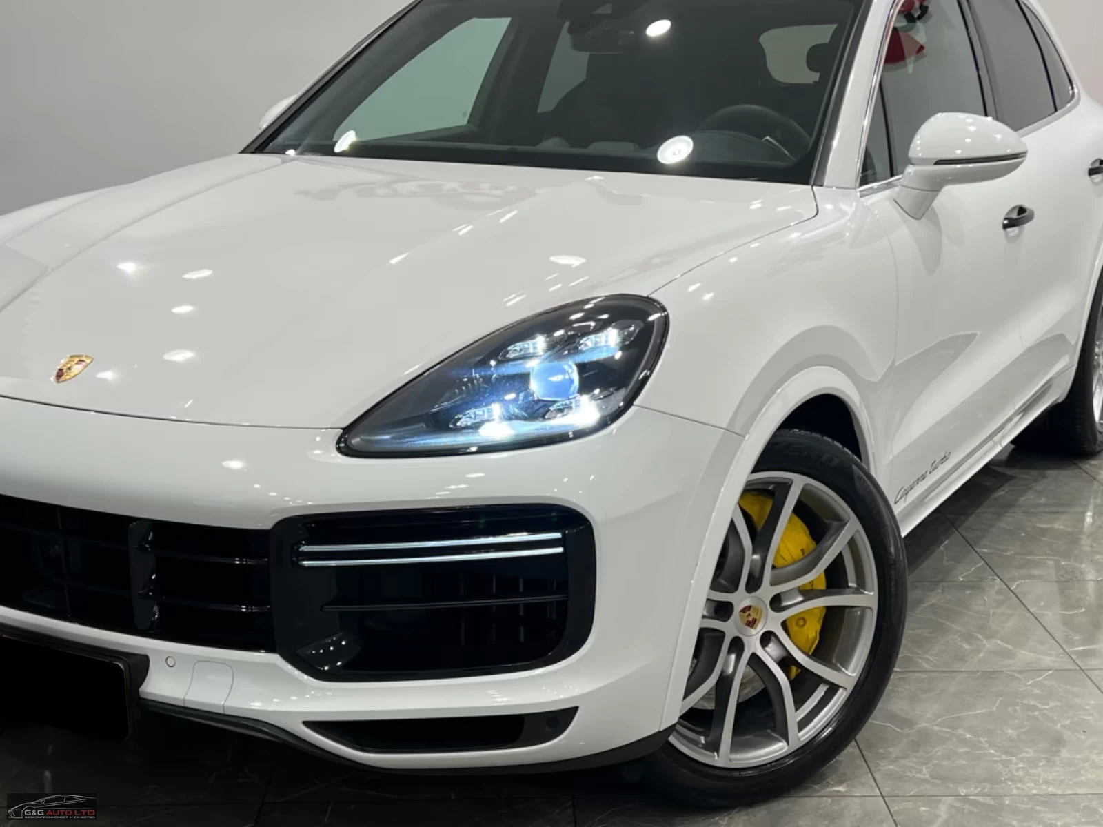 Porsche Cayenne TURBO/SPORT/549HP/CHRONO/PANO/CARPLAY/DIGITAL/412f - изображение 3