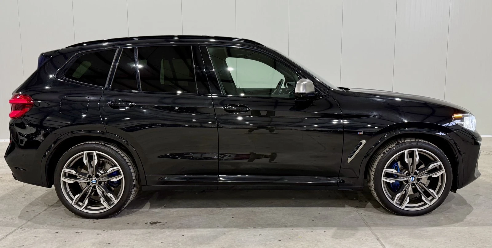 BMW X3 M40i xDrive Shadow Line - изображение 6