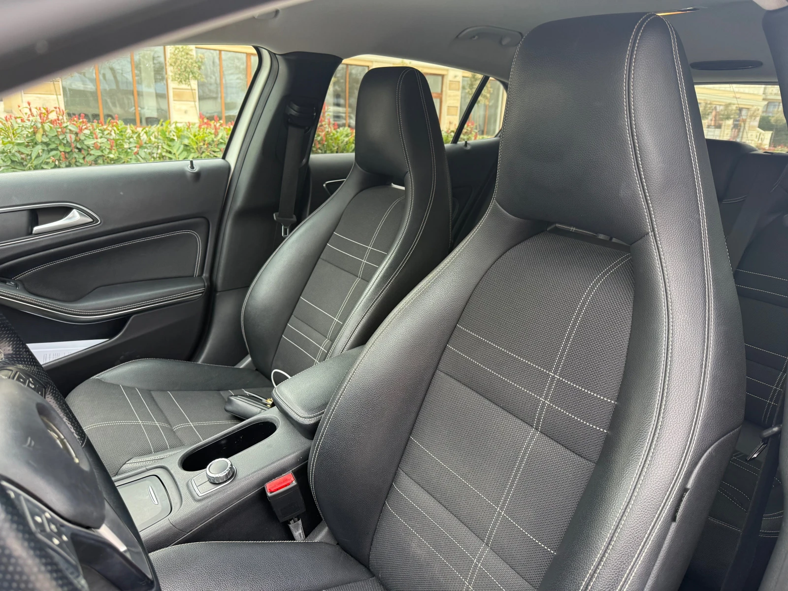 Mercedes-Benz GLA 220 2.1 cdi /4matic, снимка 10 - Автомобили и джипове - 53907609