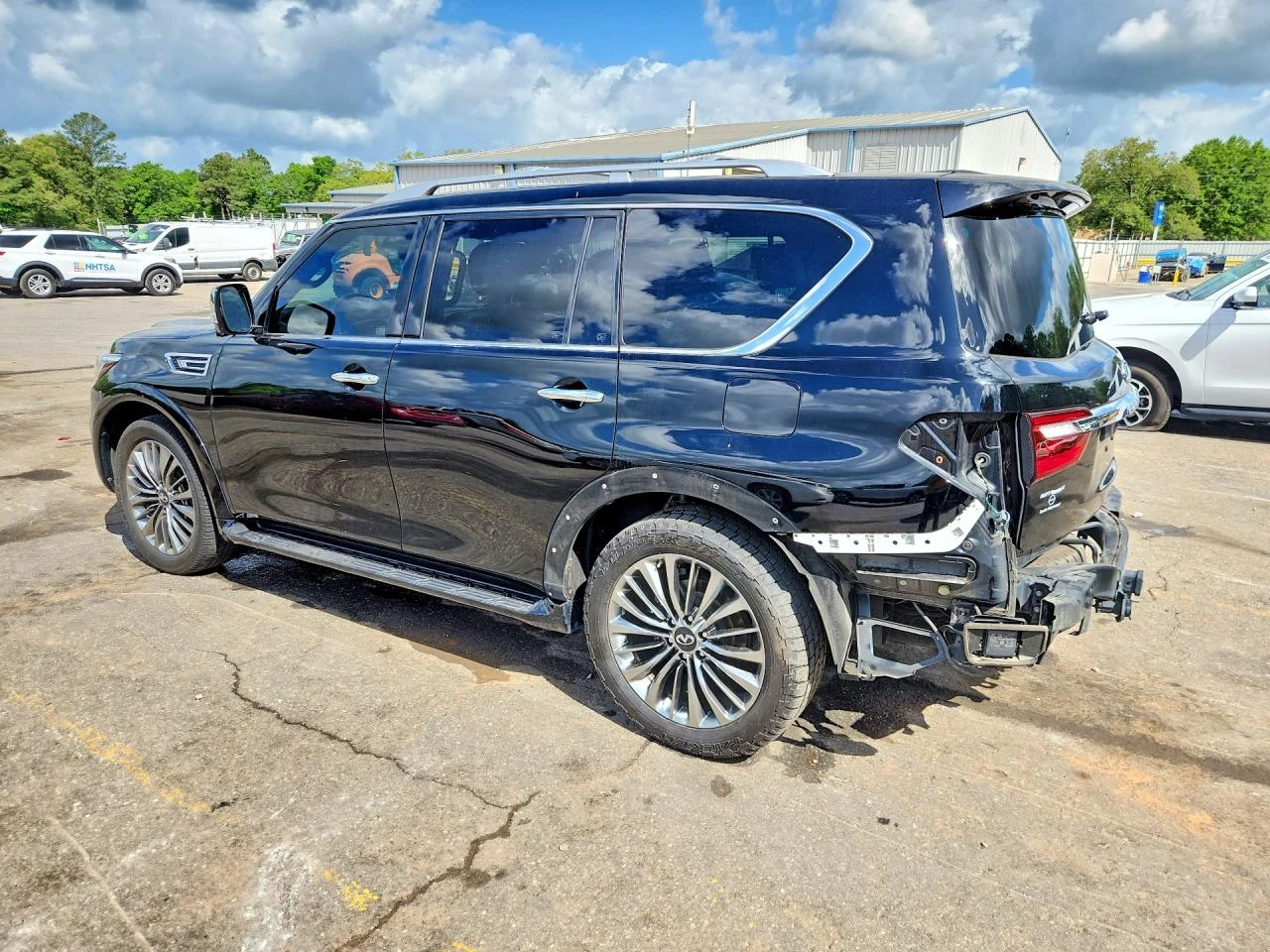 Infiniti QX80 5.6l Sensory | Mobile.bg � ����������� 2