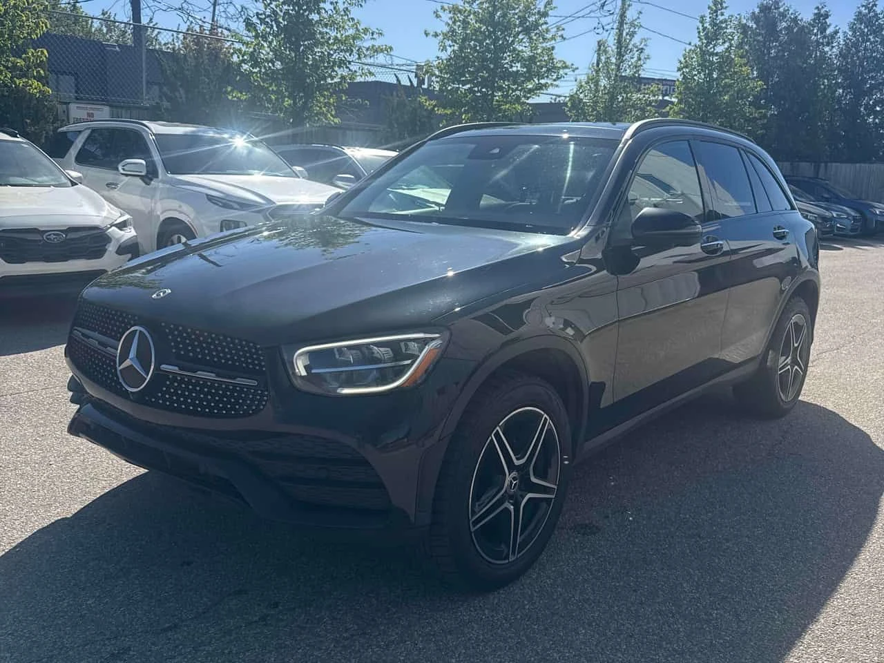 Mercedes-Benz GLC 300 * ПАНОРАМА* 360 КАМЕРА* ДВА КЛЮЧА* , снимка 2 - Автомобили и джипове - 54807532